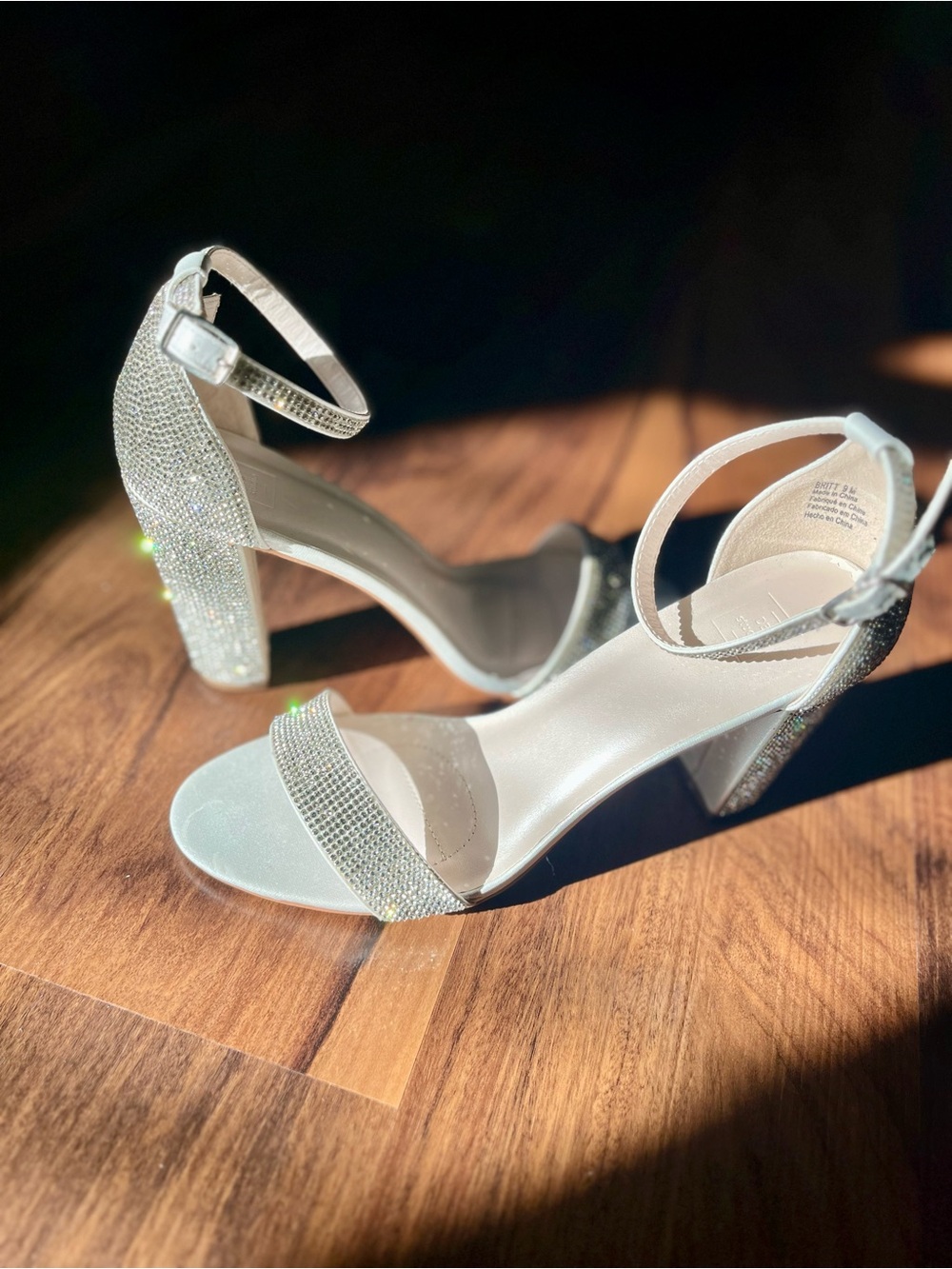 David’s Bridal DB Studio Sparkling Rhinestone Block Heels Wedding Shoes Womens 9 - Picture 3 of 16